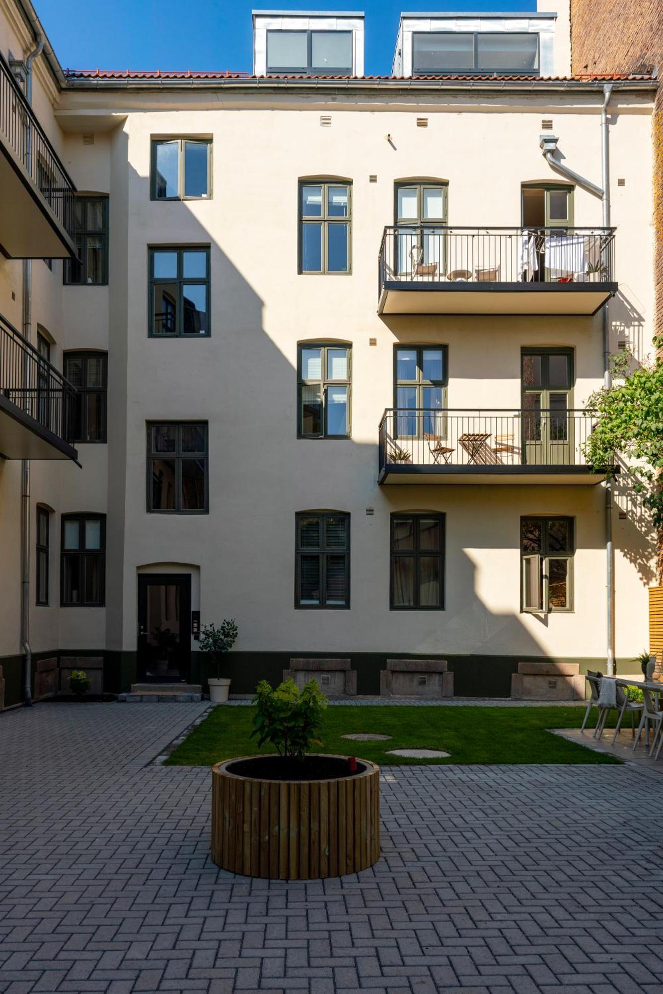 Dinbnb Apartments Gruenerlokka I 2-Bedroom With Double Queen Room & Balcony Oslo Esterno foto